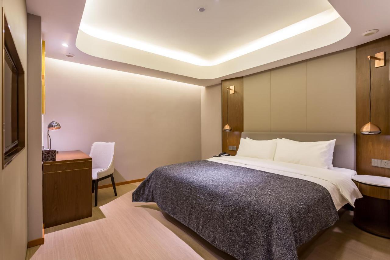 Yitel Collection Hotel Beijing Exterior foto